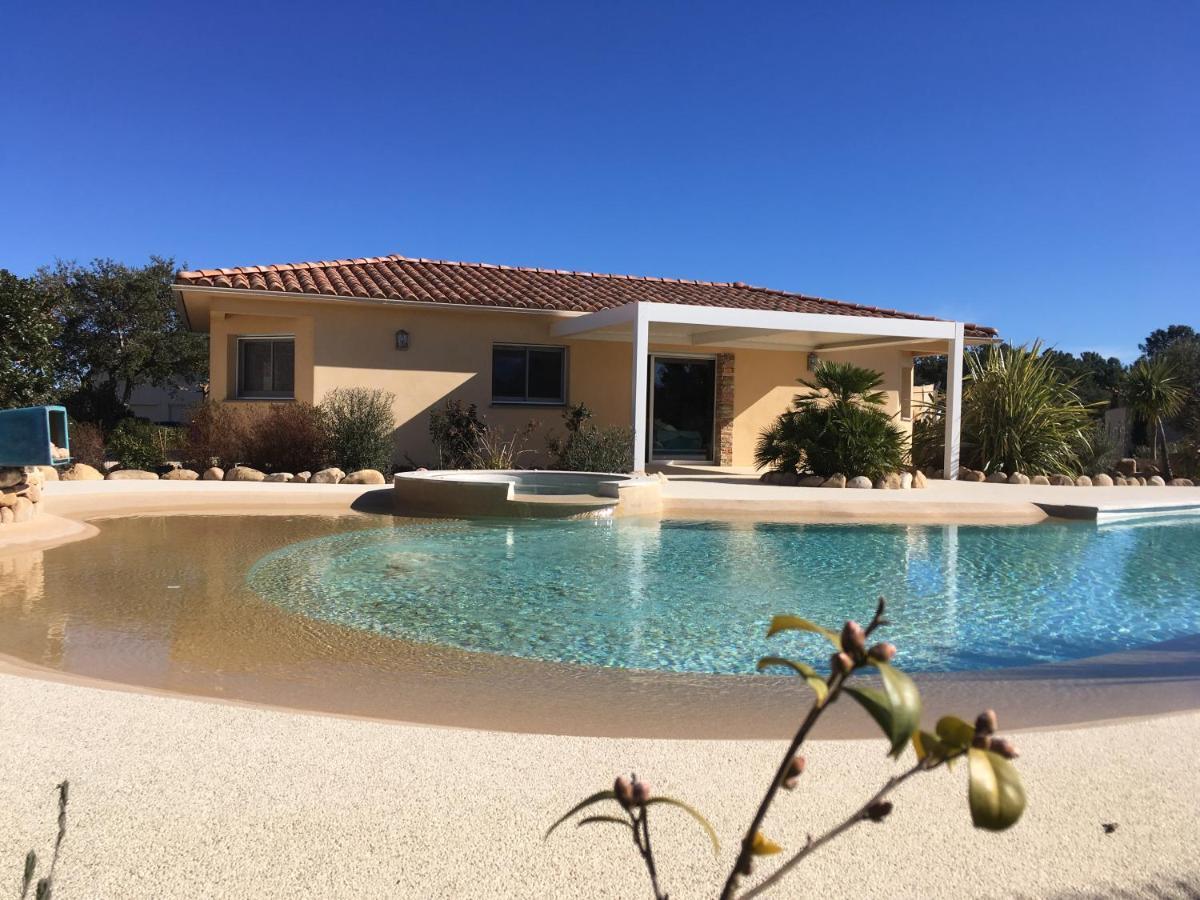 Villa L'hacienda Piscine Chauffee A 28, Spa, Boulodrome Et Court De Tennis Prives, 2 Independantes *